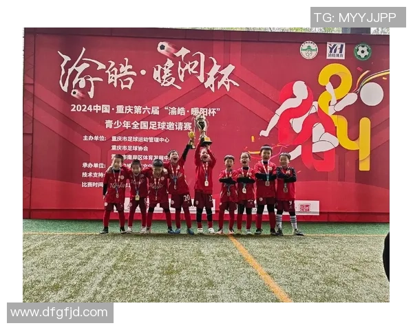 赛后分析:武汉足球队与杭州足球队球员个人能力全面对比与探讨 赛后分析:武汉足球队与杭州足球队球员个人能力全面对比与探讨