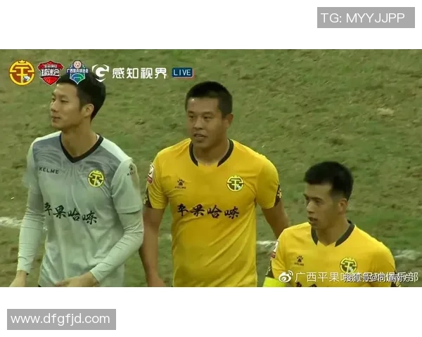 深圳足球队的崛起之路:邀请赛中的奋斗与荣耀 深圳足球队的崛起之路:邀请赛中的奋斗与荣耀