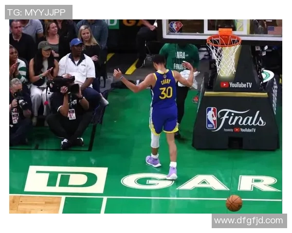 西安羽毛球队的战术揭秘:包夹策略如何影响比赛胜负 西安羽毛球队的战术揭秘:包夹策略如何影响比赛胜负