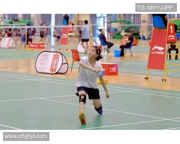 西安羽毛球队灵活性对比深度解析与战术优势探讨 西安羽毛球队灵活性对比深度解析与战术优势探讨